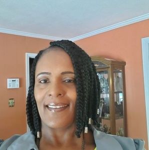 Meet your Posher, Annette